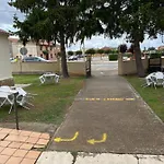 Albergue Municipal San Martín del Camino