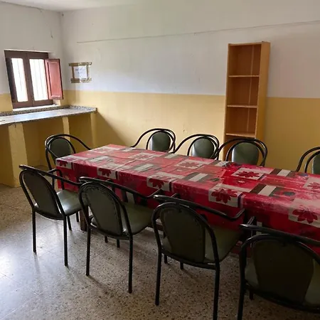 Albergue Municipal * San Martín del Camino