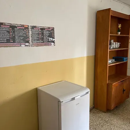 Albergue Municipal Albergue *