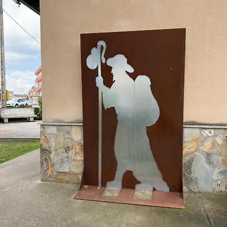 Albergue Municipal San Martín del Camino