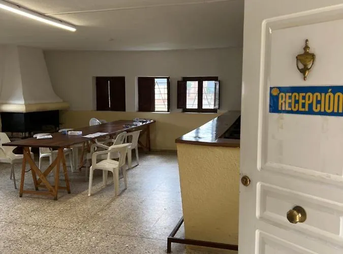 Albergue Municipal San Martín del Camino